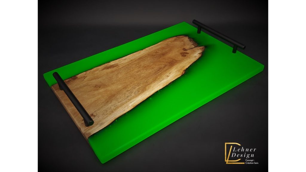 Plateau de service vert fluo 01 logo