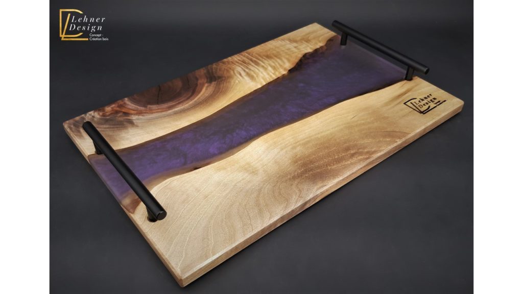 Plateau de service violet 01 logo